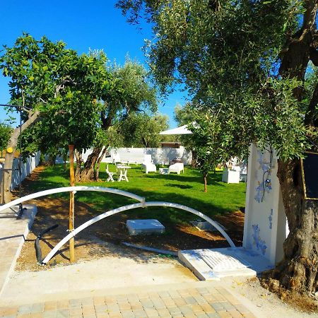 Villa Le Case Di Nettuno à Mattinata Extérieur photo