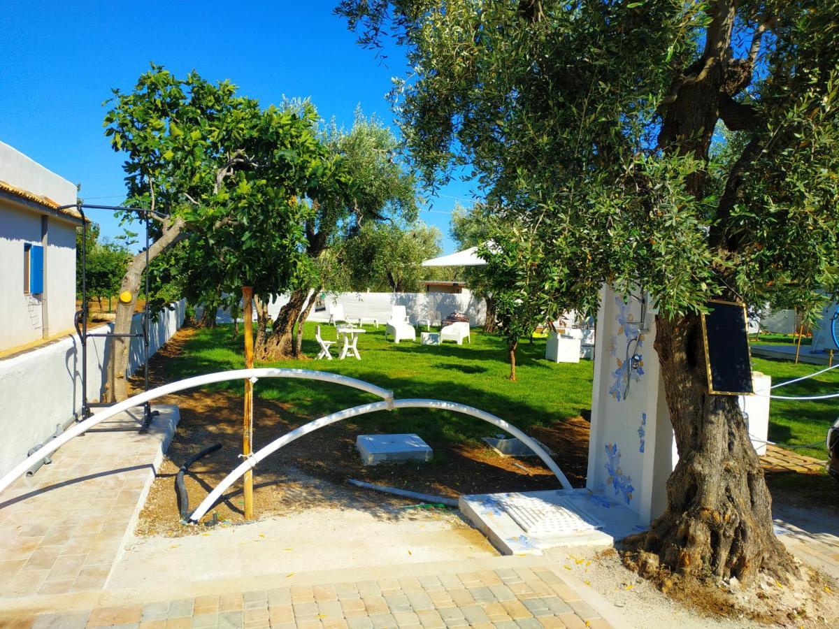 Villa Le Case Di Nettuno à Mattinata Extérieur photo